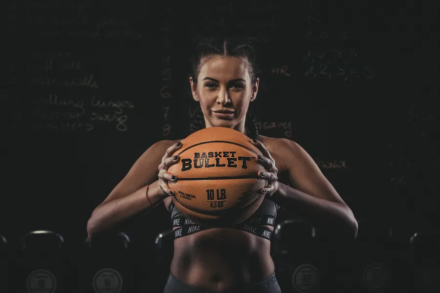 Trening z piłką lekarską Basket Bullet