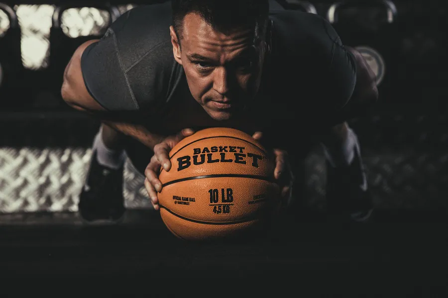 Training session with a Basket Bullet medicine ball