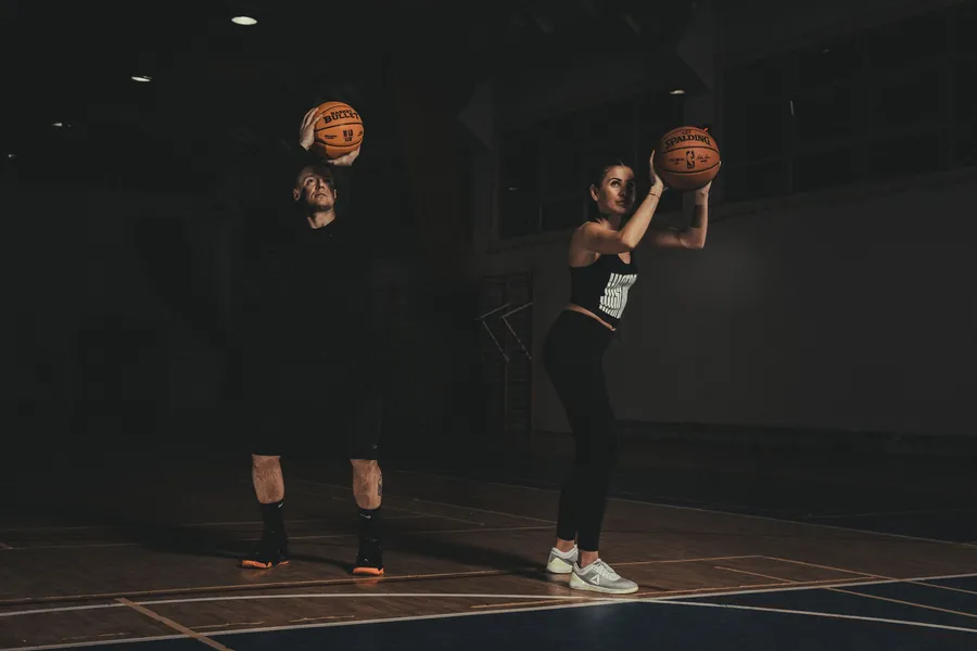 Set shot with a Basket Bullet medicine ball